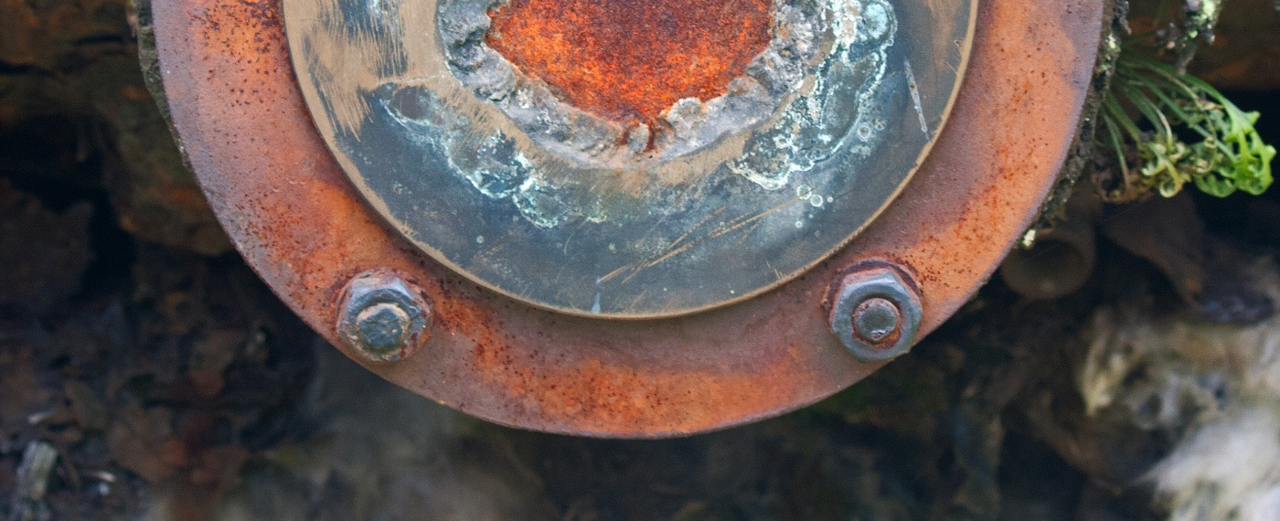 rusted-metal-disk-bottom
